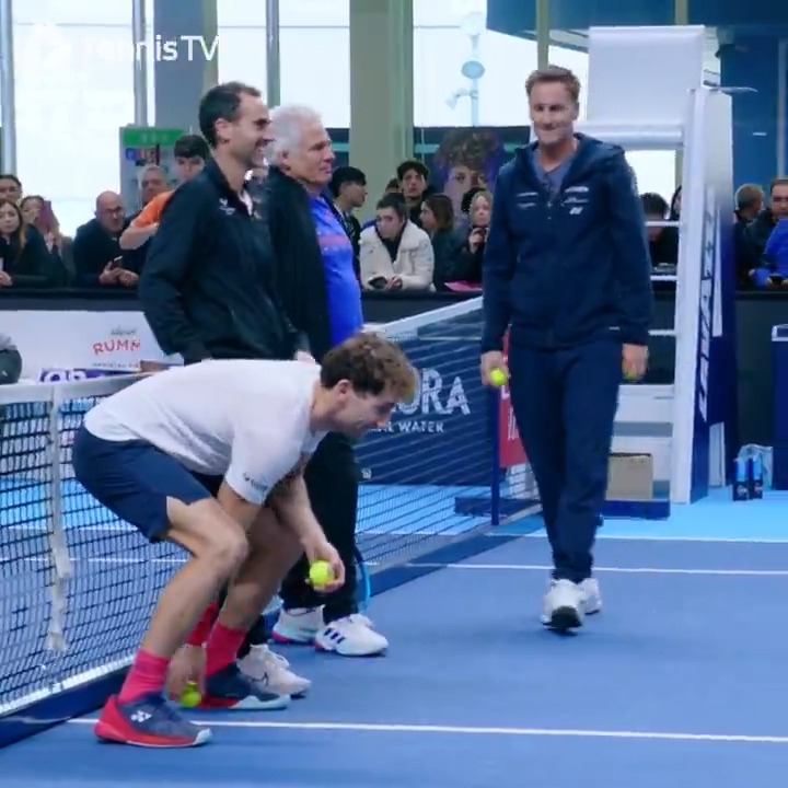 *mic drop* 🎤 Pétanque perfection by Casper Ruud 😎 #NittoATPFinals