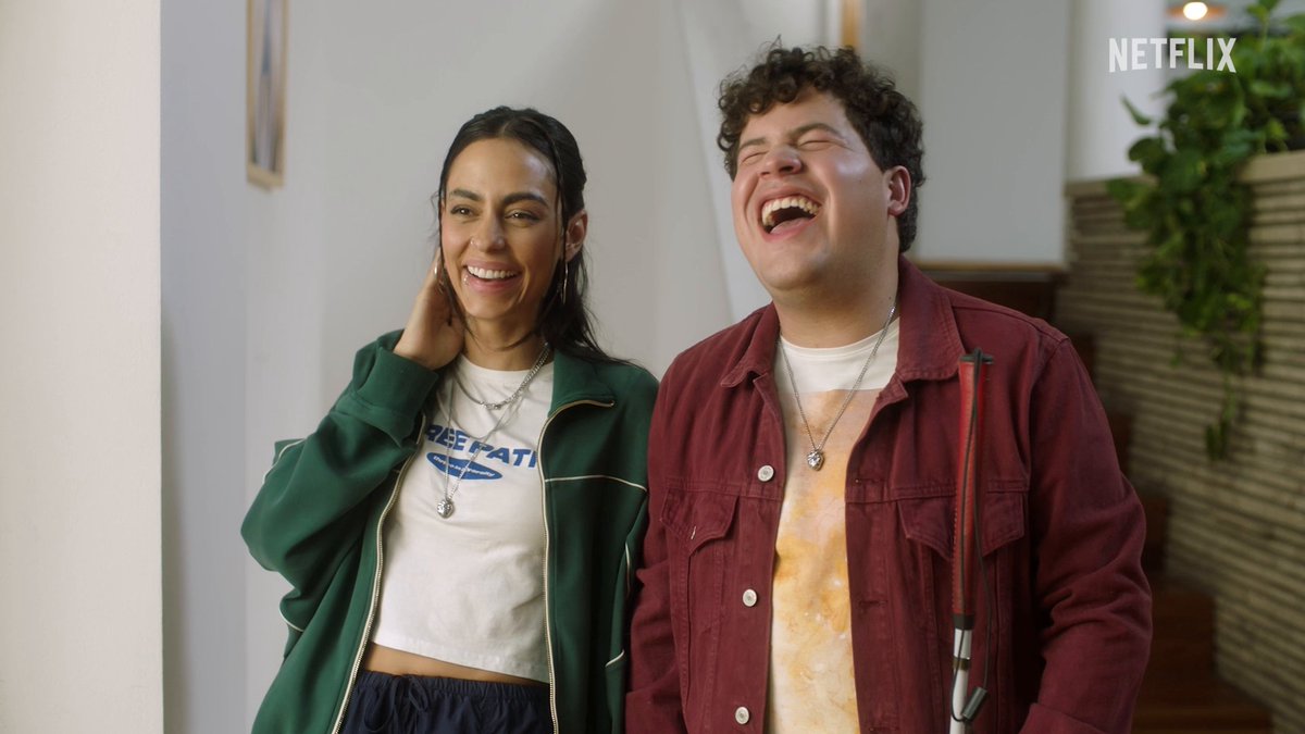 Ufff, con esa que soltó, le tocaría un gran descuento a Alexis. 😅 ¡Prepárate para lo que se viene en la segunda temporada! Ojitos de Huevo 2, 20 de noviembre. Solo en Netflix.