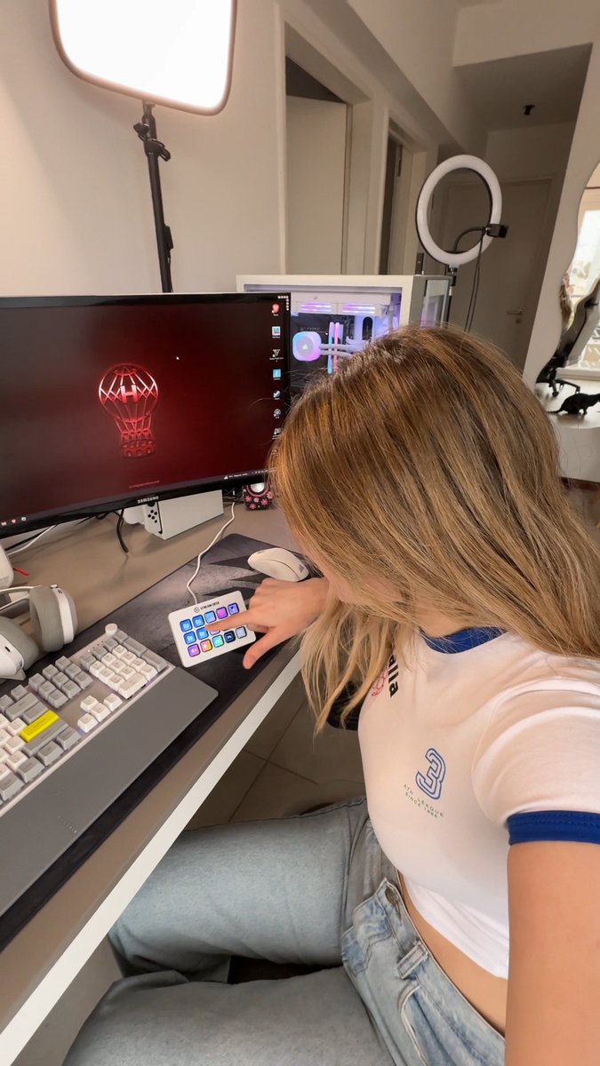 Estas son unas de las utilidades que le da SoyDairi a su Stream Deck ;) ¿Coméntanos cuáles usas tú en el tuyo?