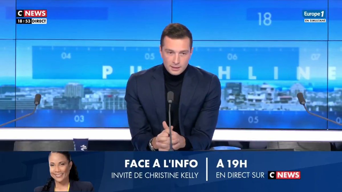 On ne peut pas vaincre une idéologie, l'islamisme, si on refuse de la combattre. On attend quoi pour fermer les mosquées radicales et les associations islamistes, pour expulser les étrangers radicalisés ? Europe 1 CNEWS #Punchline
