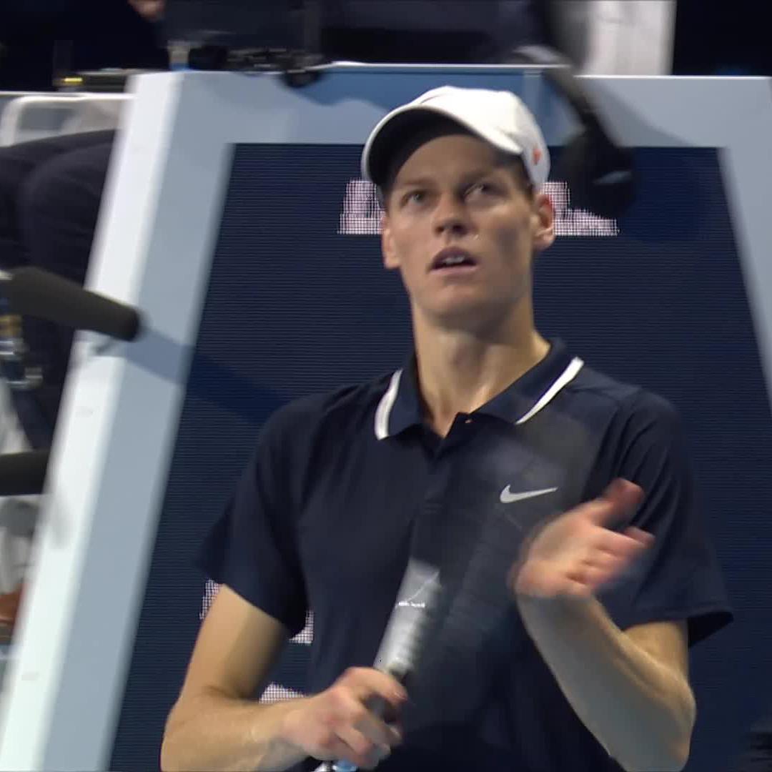 3 from 3 👏👏👏 Jannik Sinner storms into the semi-finals with a 6-3 6-4 victory over Medvedev #NittoATPFinals