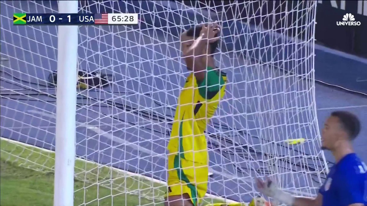 We need to talk about this goalline tackle from Yunus Musah late in the second half to keep the USMNT up 1-0 against Jamaica on the road. Play of the game.