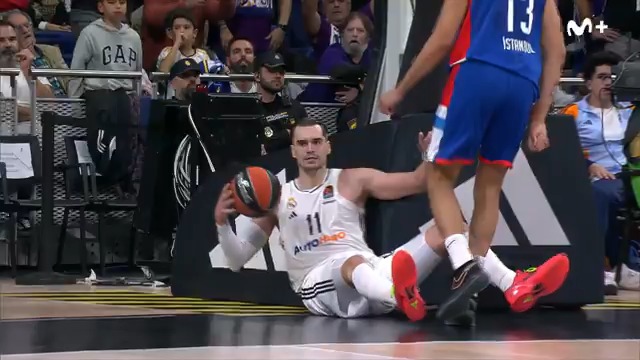 Sin piedad. ⛔️ El tapón descomunal de 𝐃𝐚𝐫𝐢𝐮𝐬 𝐓𝐡𝐨𝐦𝐩𝐬𝐨𝐧 a Hezonja. #Eurofighters