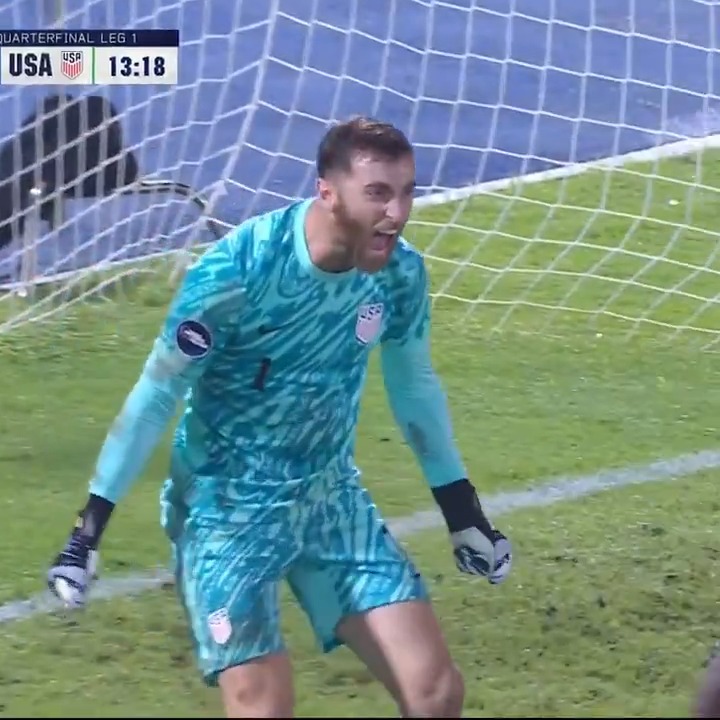 DEEEE-NIED 🧤 Matt Turner #USMNT x AT&T