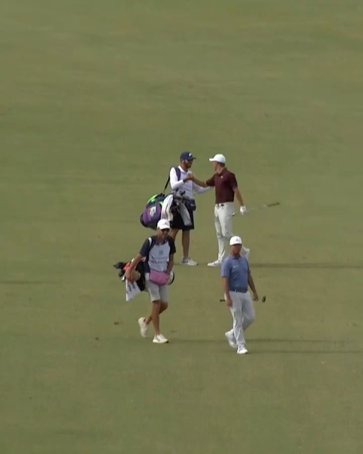 A SLAM DUNK ALBATROSS!!!! Nick Hardy jars it on the par-5 17th!