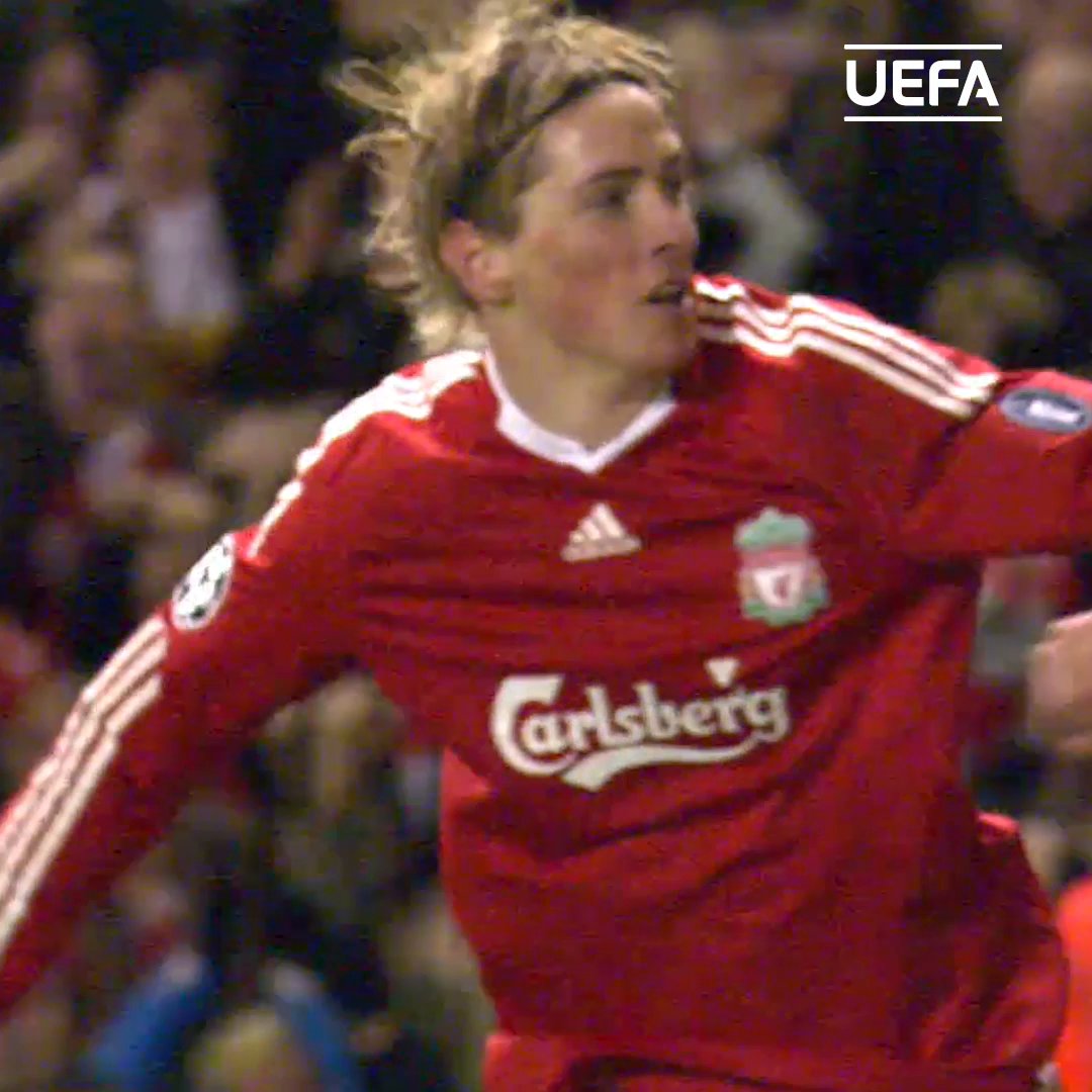 A disfrutar ๐ฟ๐ฟ ๏ธโฝ๏ธ Fernando Torres goleando con el Liverpool ๐ด #UCL