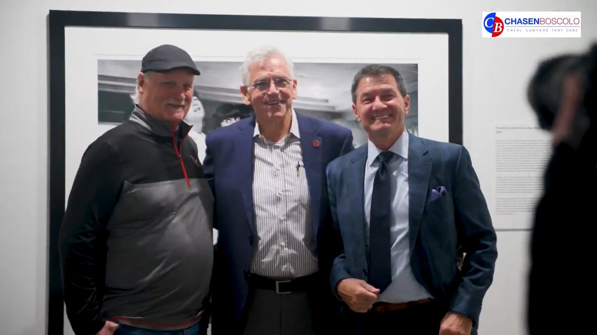 Earlier this week, we had the pleasure of hosting a pregame Veterans Day Appreciation Event alongside ChasenBoscolo Injury Lawyers. Paul Mulvey, Rod Langway and Alan May stopped by the Harry Benson Gallery to chat and thank those who have served our country. #ALLCAPS