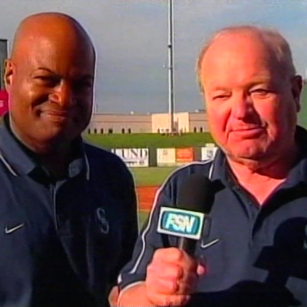 “It was done by the King!” “Mitch Haniger! What a night!” “The dream lives!” Thank you for being the voice behind the moments we’ll never forget, Dave Sims 💙