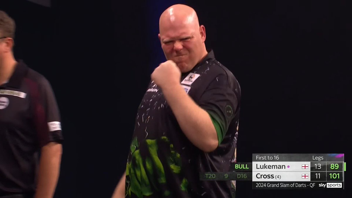 LUKEMAN IS TWO AWAY! Martin Lukeman is two legs away from the biggest win of his life! Smash sinks another clutch bullseye finish to move 14-11 ahead, and the alarm bells are ringing for Rob Cross! 📺 #GSOD | QFs