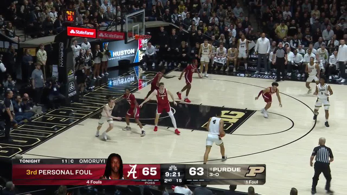 BACK-TO-BACK THREES ‼️ C.J. Cox hits two triples back-to-back for Purdue Men's Basketball 🔥 #B1GMBBall on Peacock 💻