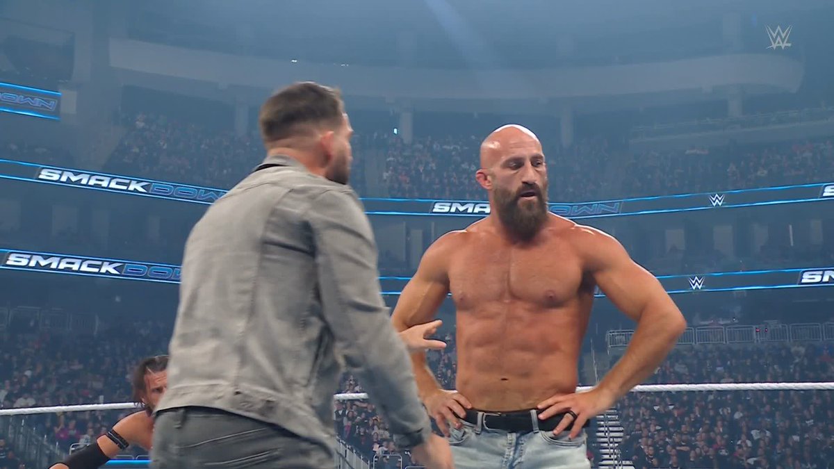 .@CiampaWWE has lost it! @CiampaWWE not only interrupted the WWE Tag Team Championship Match, but he also turned on Johnny Gargano! 😳 #SmackDownI
