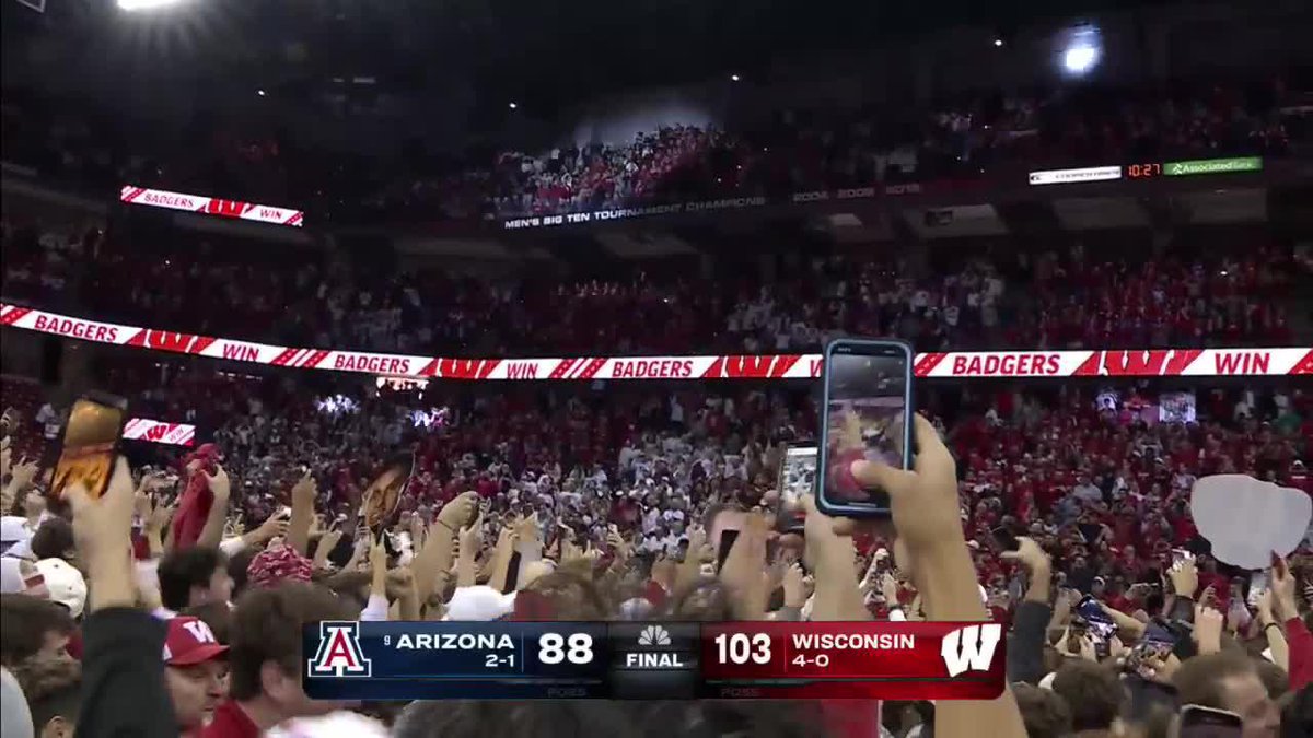 ๐๐ฃ ๐๐๐จ๐๐ค๐ฃ๐จ๐๐ฃโผ๏ธ Wisconsin Basketball upsets No. 9 Arizona, 103-88. #B1GMBBall