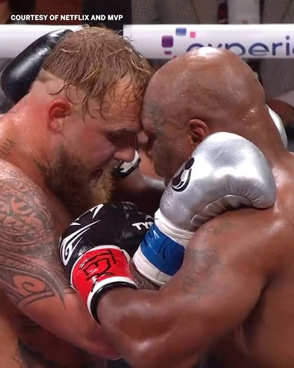 SPORTSMANSHIP 🤝 Jake Paul and Mike Tyson show respect at the end of their fight 💪 #PaulTyson