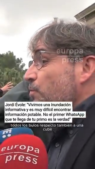 El progre Jordi Évole, sobre las 'fake news': "Vivimos una inundación informativa y es muy difícil encontrar información potable”. Ved la Sexta, leed ElPaís y escuchad la SER. ¿Verdad Jordi Évole ?