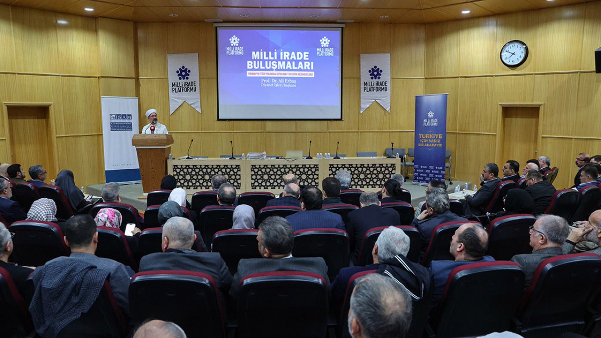 “Diyanet İşleri Başkanlığı ve Türkiye Diyanet Vakfı (TDV) olarak çeşitli yollarla şu ana kadar 600 milyon liralık yardımı Gazze’ye ulaştırdık.” Milli İrade Platformu tarafından İstanbul’da düzenlenen “Türkiye Yüzyılında Diyanet ve Din Hizmetleri” konulu “Milli İrade Buluşmaları” programına katıldık.