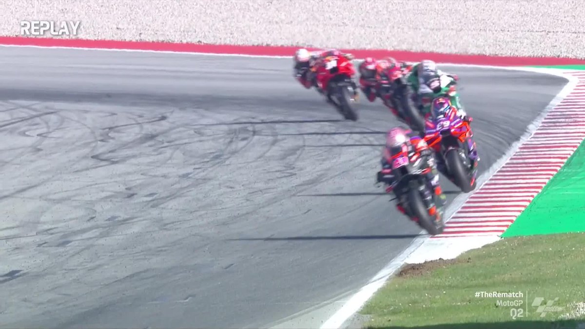 Alliances coming into play! Aleix Espargaró 🤝 Jorge Martín Almoguera #SolidarityGP 🏁