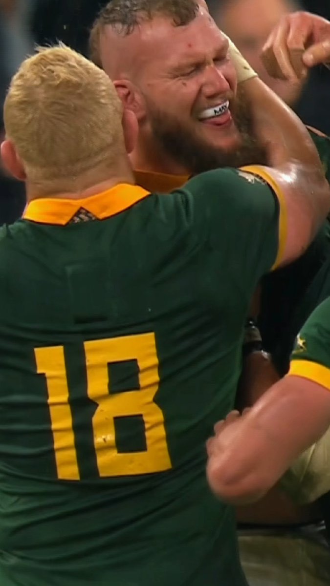A big day in London. Drop a 🇿🇦 in the comments below if you’re ready 💪 #ForeverGreenForeverGold #Springbok