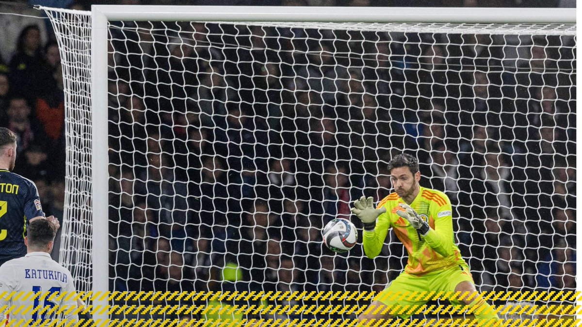 Another big moment from Craig Gordon 🧤 Last night's result makes it two consecutive clean sheets for the backline 👏 #SCOCRO