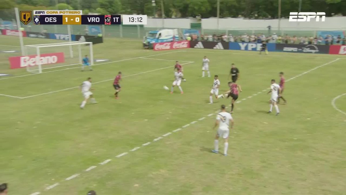 Mirá el gol que se mandó Monteseirin 🚬🚬🚬