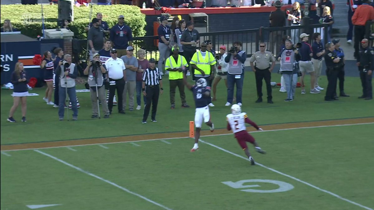 WHAT A CATCH, ARE YOU SERIOUS 😱 Cam Coleman with his third TD of the day 😤 SEC Network