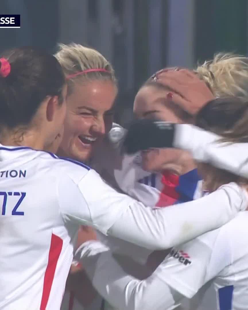 Two goals in two minutes from the Great Horan!!! 🎥 » DAZN Women's Football