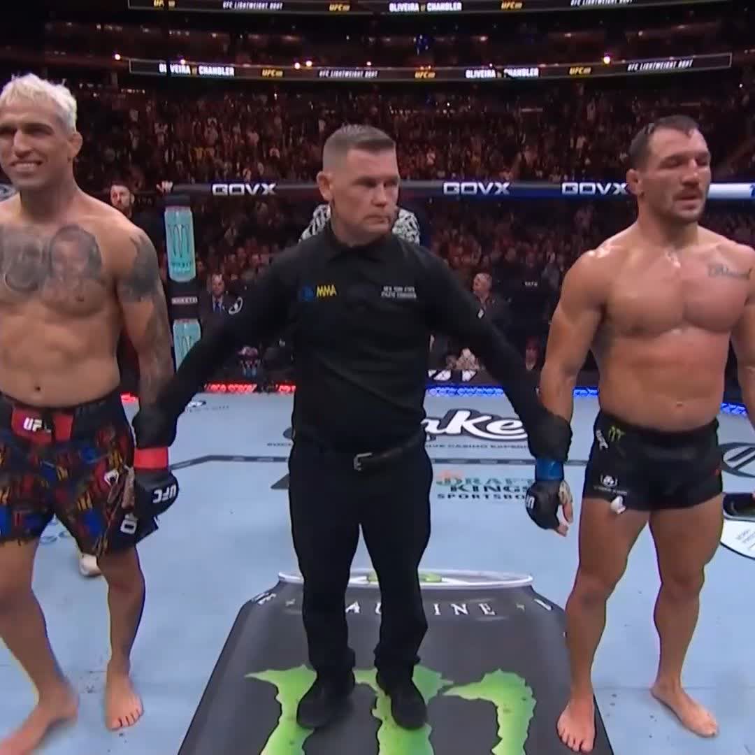 🏆 Oficial! Por decisión unánime, 🇧🇷 Charles 'DoBronxs' Oliveira vence a Michael Chandler. #UFC309