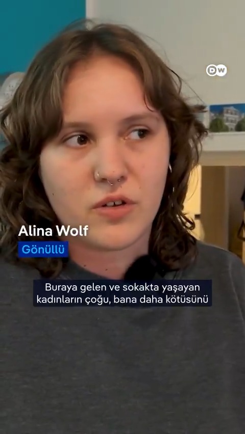 "Kirayı ödeyemedim, ailede ölümler oldu. Sonrasında hayatımı toparlayamadım" Almanya'da yaklaşık 600 bin kişi evsiz Ülkedeki evsizlerin üçte birini ise kadınlar oluşturuyor #DWStories