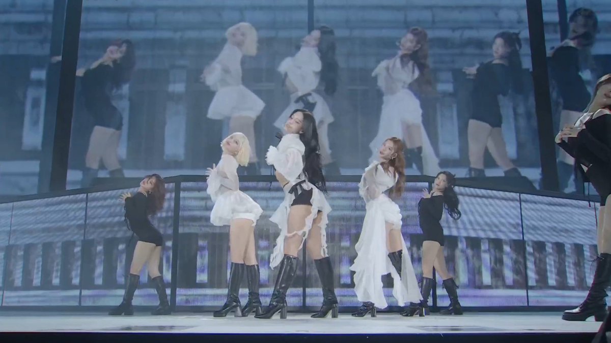 MISAMO IS NOW THE FASTEST GIRL GROUP/SUBUNIT IN HISTORY TO PERFORM AT TOKYO DOME. 🎉 1. #MISAMO — 539 Days 🆕 2. NIZIU — 710 Days 3. AESPA — 991 Days 4. IVE — 1,008 Days 5. BLACKPINK — 1,213 Days 6. TWICE — 1,256 Days 7. AKB48 — 2,451 Days