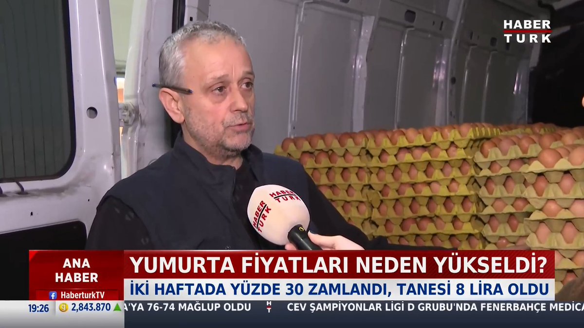 Yumurtaya gelen zamlardan sonra zincir marketler kampanya başlattı. 30’lu paket fiyatları: ŞOK: 99 TL BİM: 119 TL A101: 119 TL