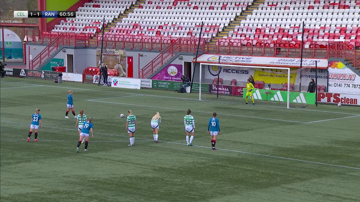 🔵 "Rangers are back in front in the derby!" Katie Wilkinson makes it 2-1 against Celtic from the spot. Should it have been a penalty? 🤔