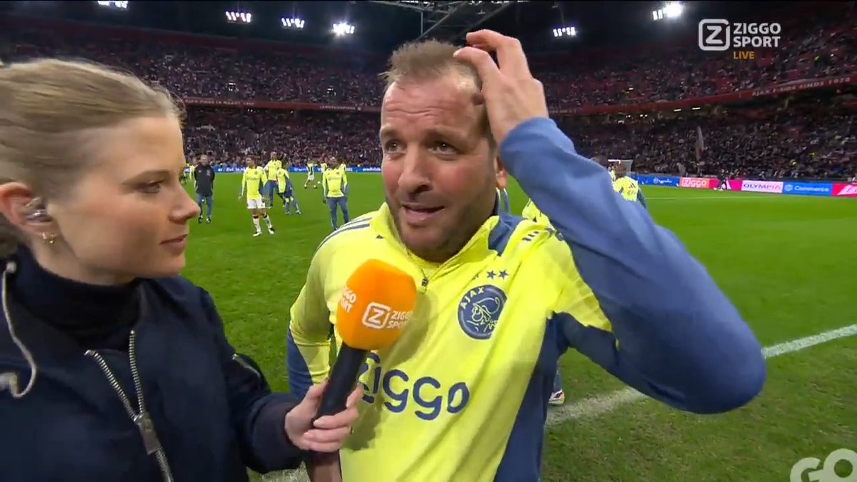 ‘Ik hoop dat ik zo min mogelijk minuten maak’ 🤣 Ook Van der Vaart kan natuurlijk niet ontbreken in dit schitterende affiche ✨ #ZiggoSport #AJXRMA #Ajax