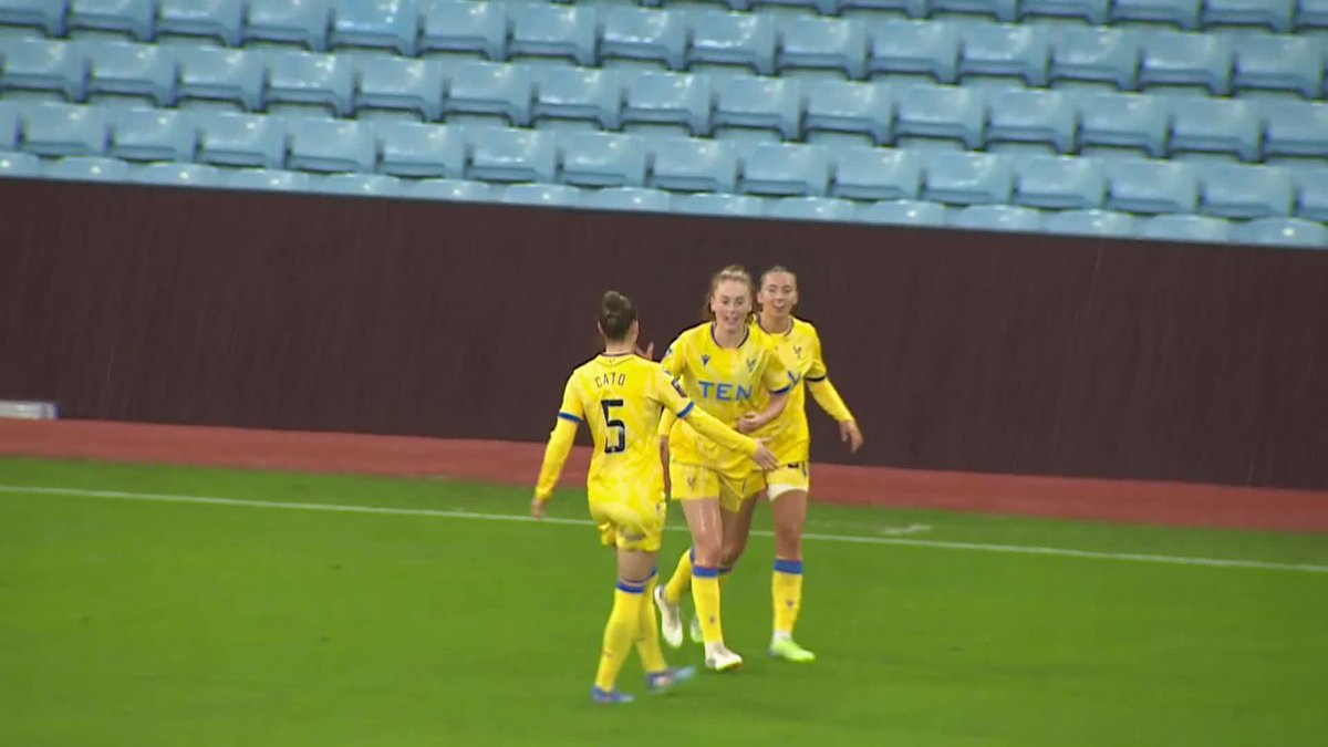 A fantastic finish from Annabel Blanchard 🙌 #BarclaysWSL Crystal Palace F.C. Women