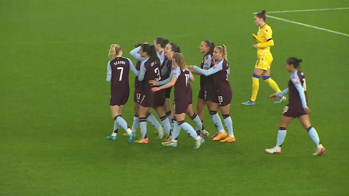 Ebony Salmon take a bow! 🤩 #BarclaysWSL Aston Villa Women