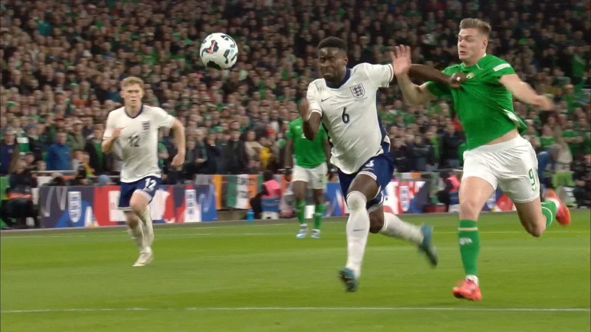 Should the Republic of Ireland have been awarded a penalty for this incident? 👀🇮🇪 #ITVFootball | #ENGIRL