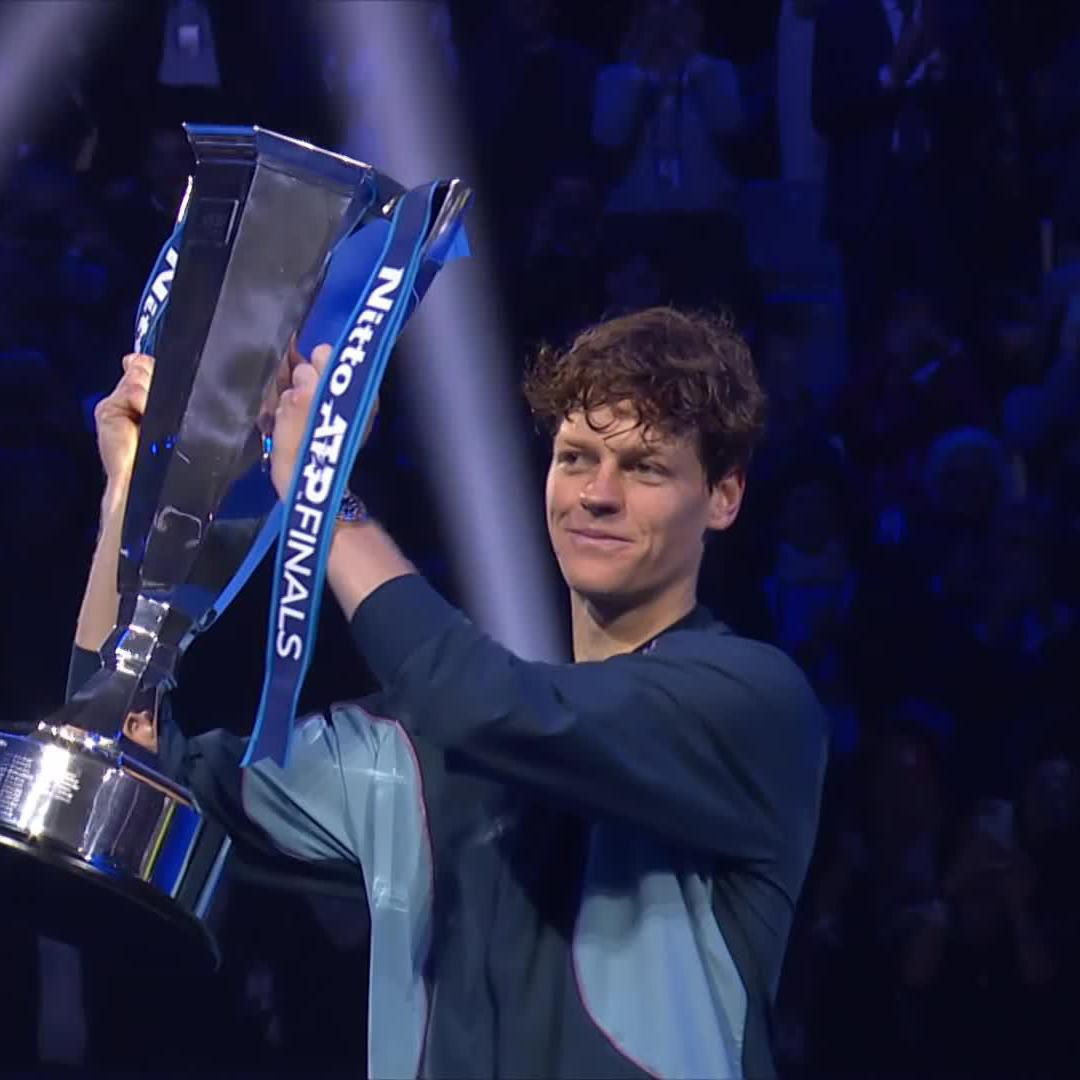 The first man to win the #NittoATPFinals without dropping a set since Ivan Lendl in 1986 🤯 Jannik Sinner, the moment is yours 🏆