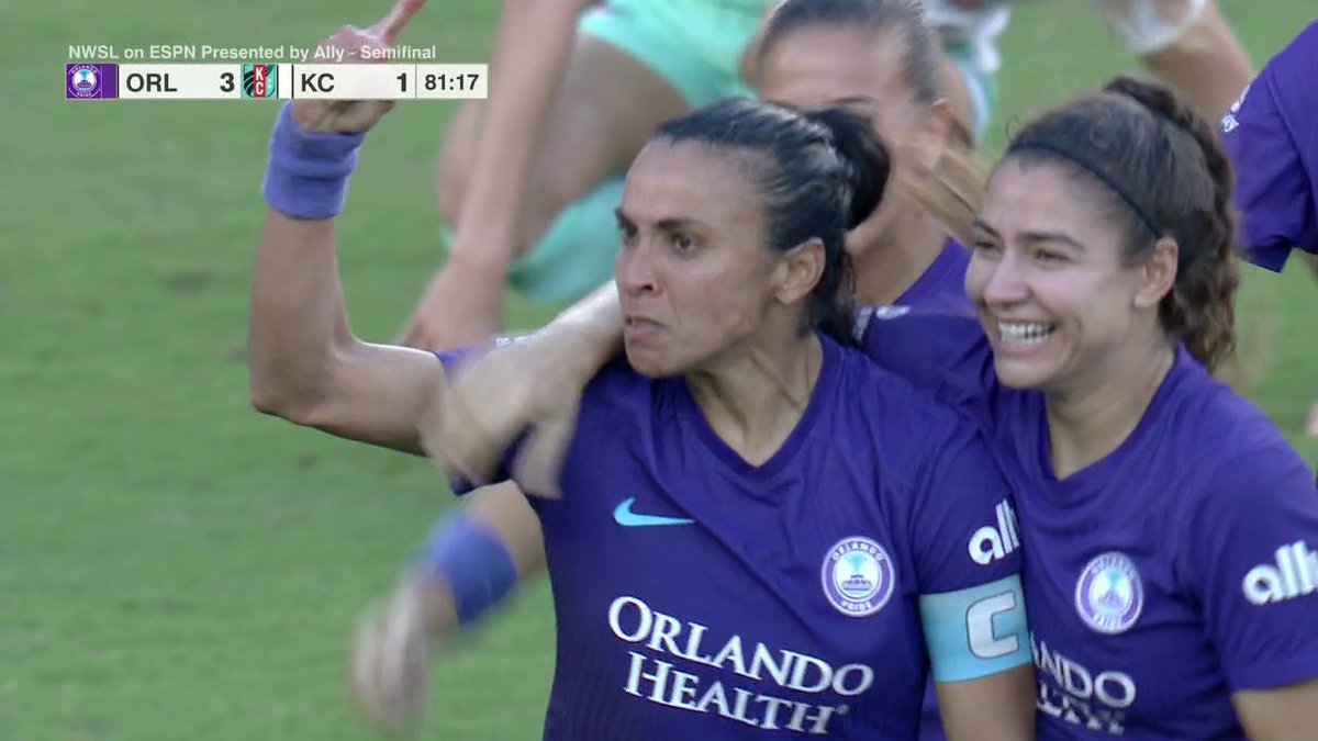 MARTA WITH A GOAL-OF-THE-YEAR CANDIDATE 🔥 🔥 ABSOLUTELY SENDS TWO DEFENDERS BEFORE SLOTTING IT HOME 😱