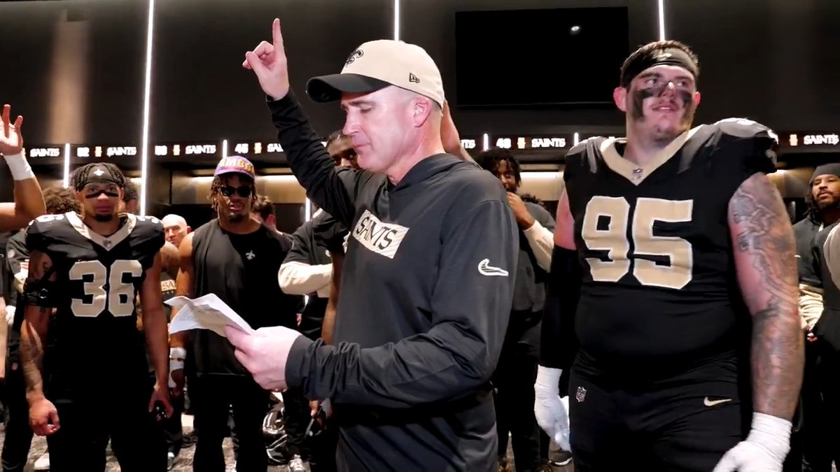 Kept the focus. Won the line of scrimmage. Won the 4th quarter, 21-0. A game ball for Taysom Coach Rizzi in the locker room after the W 🗣️