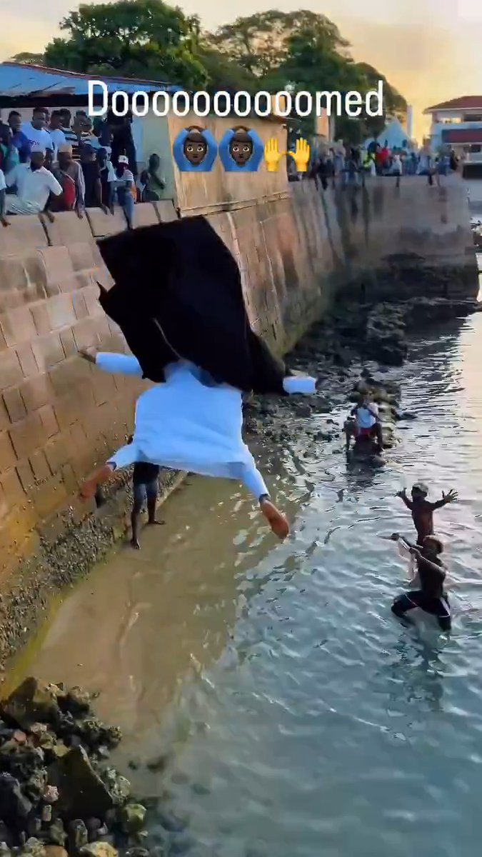 Well... at least he didn't hesitate. Full send... #diving #FullSend #fail #nope #darwin