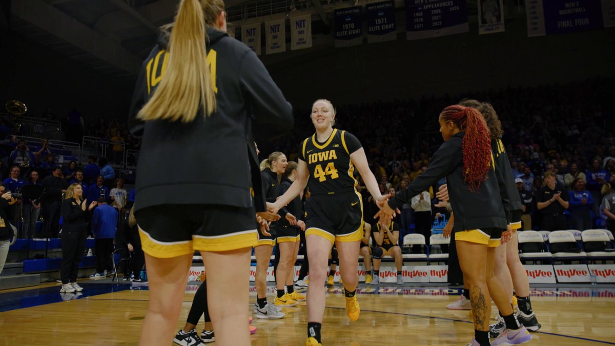 BIG ADDI 😤 27 PTS (career high) 13 FGS 10 REB 3 BLK Addison O’Grady x #Hawkeyes