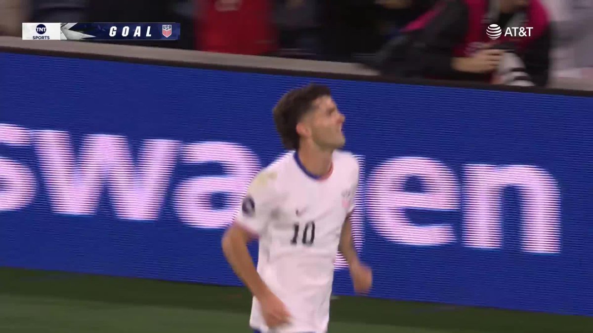 SIMPLY FANTASTIC FROM Weston McKennie AND Christian Pulisic! #USMNT x Volkswagen