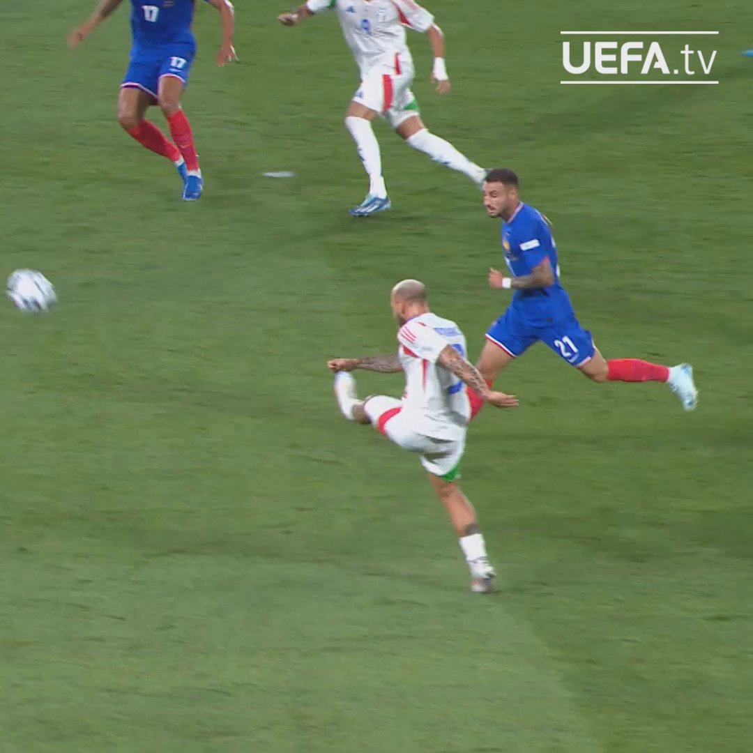 Lo de Dimarco de Italia ante Francia. ¡Mamita!