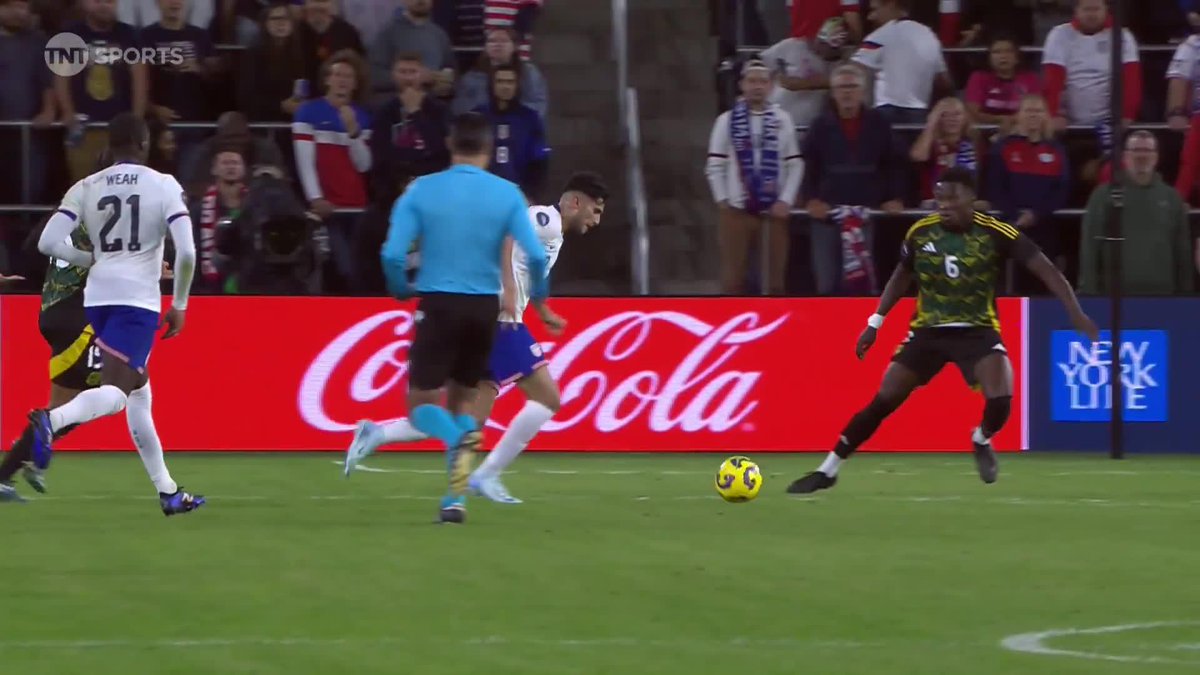 PEPI MAKES IT 3-0!!! 🚂 #USMNT x Volkswagen