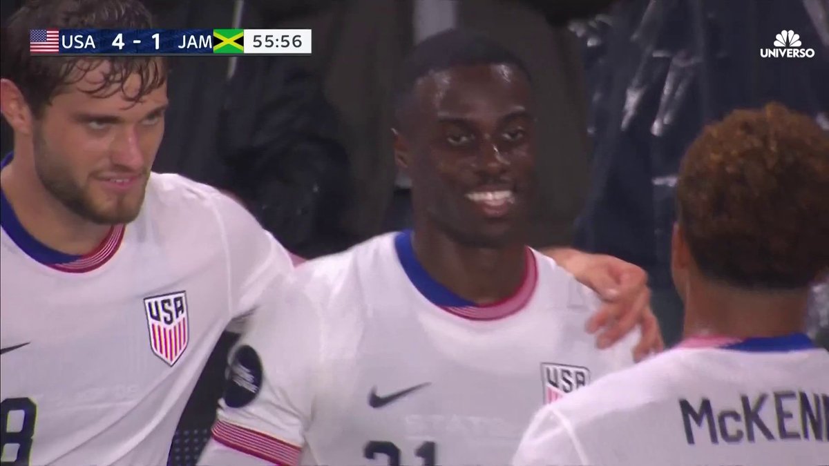 OH MY TIMOTHY WEAH. 😳 📺 NBC Universo and Peacock