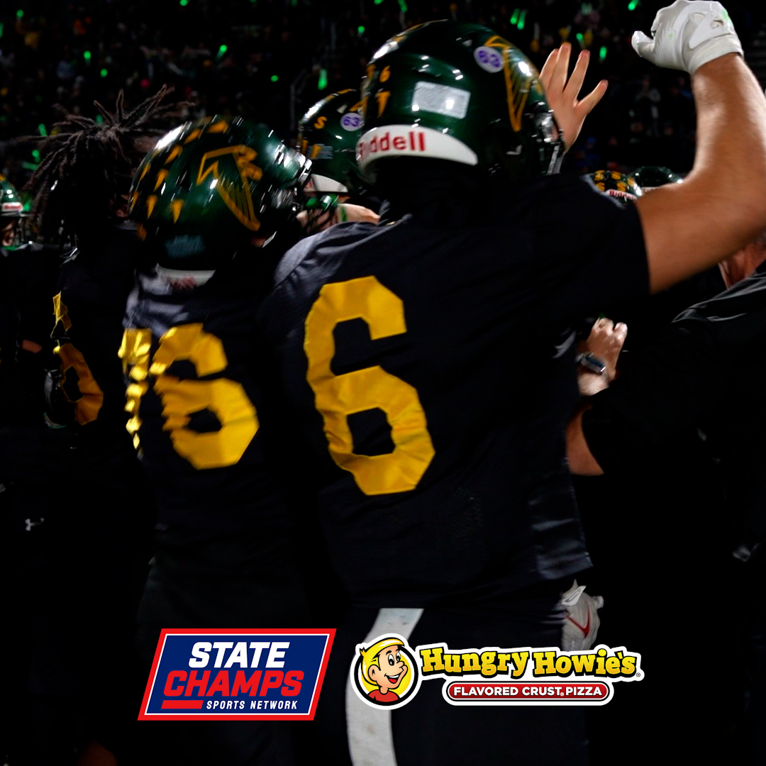 🔥 Birmingham Groves knew how to "PUMP IT UP" and even head coach Brendan Flaherty in their Division 2 Regional Title win over De La Salle on November 15th, 2024 🎵 Delivered by Hungry Howie's 🍕 Birmingham Groves Football | Groves Athletics