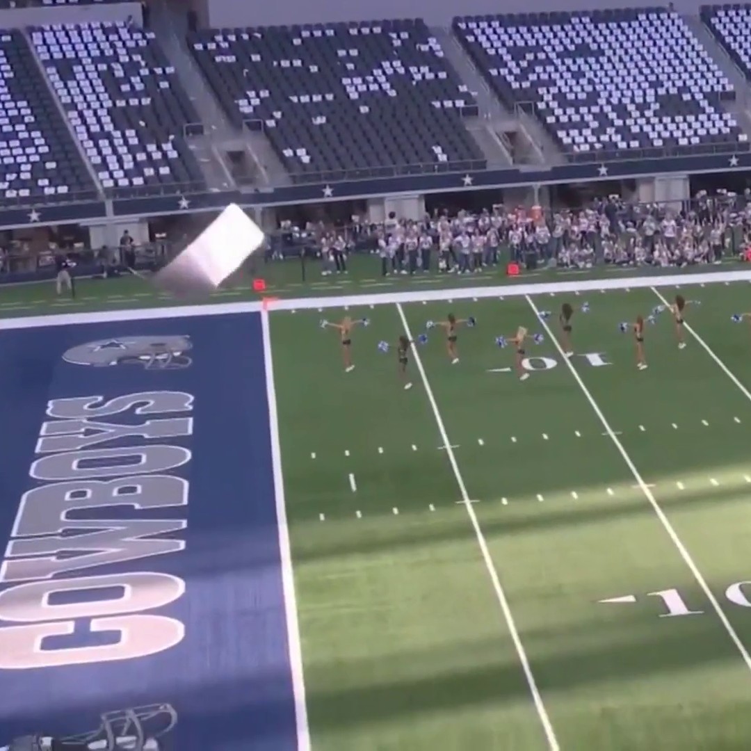 A piece of metal fell from the roof of the AT&amp;T Stadium onto the pitch ahead of the clash between Dallas Cowboys and Houston Texans, no one was injured in the process.
