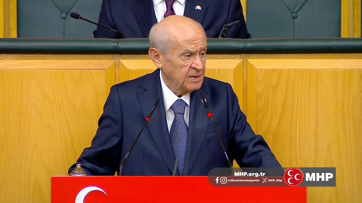 “Vakit tamamdır, söz konusu vatandır” paylaşımlarımızla neyi amaçladığımızı merak edenlere de, önce vatan nedir onu öğrenmelerini teklif ve temenni ediyorum.