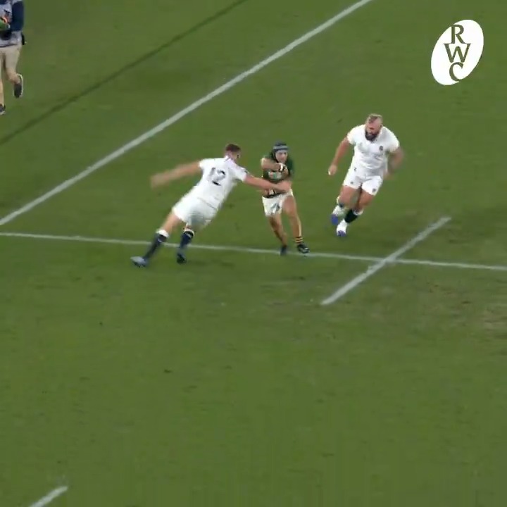 Simply incredible 💪 Cheslin Kolbe hasn't changed since #RWC2019 🇿🇦
