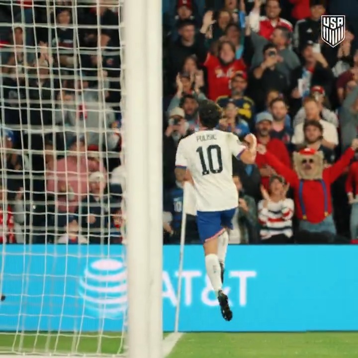Made it look too easy 😎 #USMNT x AT&T