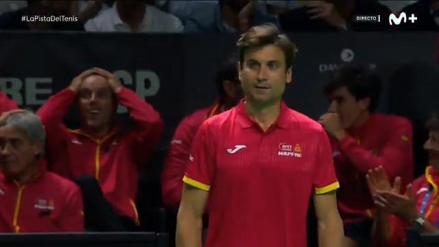 ¡LAS CARAS, JUAN! ¡LAS CARAS! Como para no flipar con la última de Carlos Alcaraz...😵😵😵 #LaPistaDelTenis