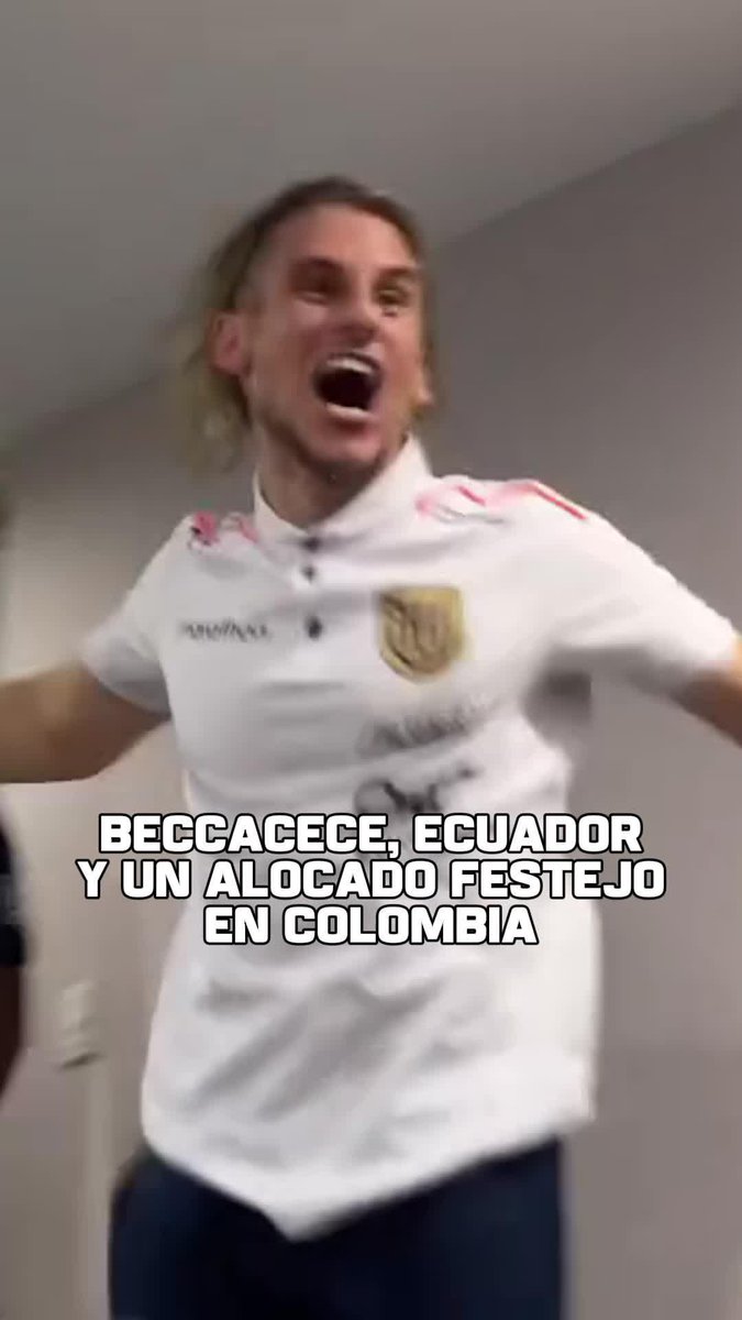 ¡Locura total y atención a Beccacece! El festejo de Ecuador en Barranquilla tras un triunfazo ante Colombia en las Eliminatorias. 📹 La Tri 🇪🇨